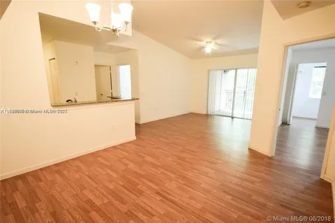 2427 Centergate Dr # 306, Miramar FL 33025