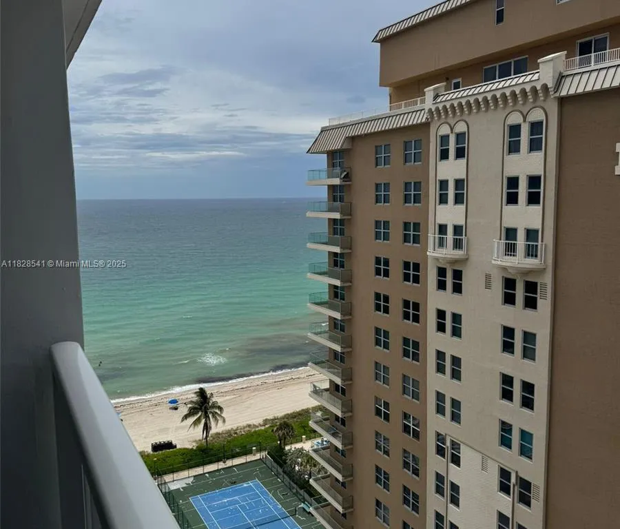 1904 S Ocean Dr # 1906, Hallandale Beach FL 33009