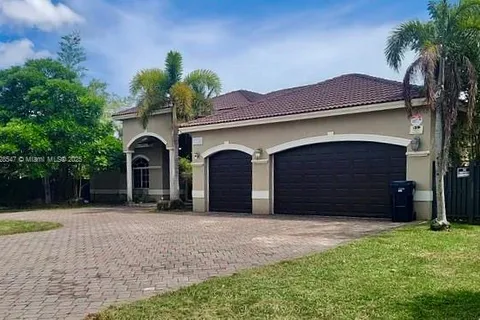 13196 SW 190th St, Miami FL 33177