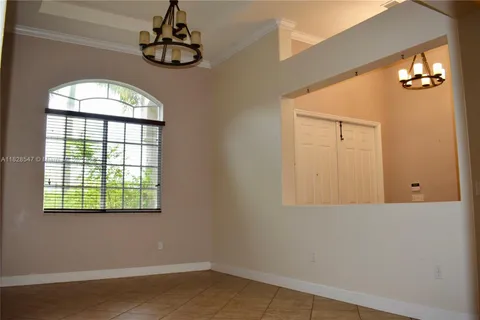 13196 SW 190th St, Miami FL 33177