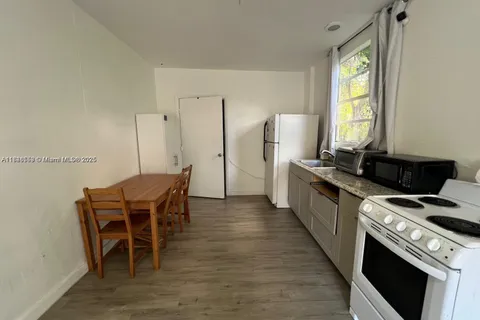 2126 Arthur St # 2, Hollywood FL 33020