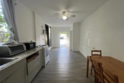 2126 Arthur St # 2, Hollywood FL 33020