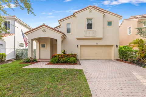 934 NW 126th Ave, Coral Springs FL 33071