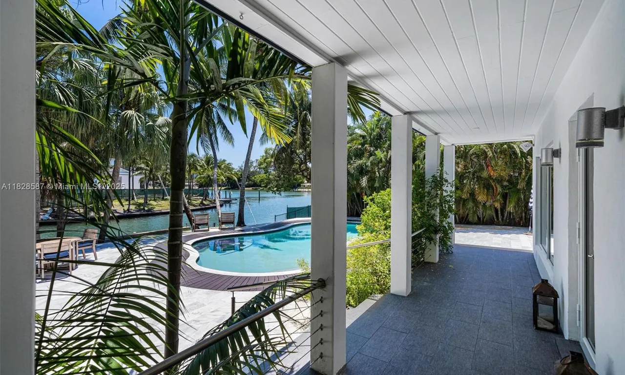650 Lake Rd, Miami FL 33137