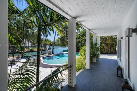 650 Lake Rd, Miami FL 33137