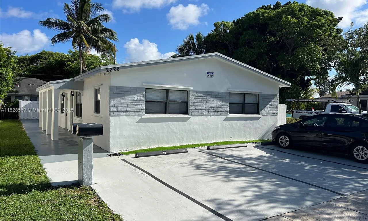 2226 Cody St # 2, Hollywood FL 33020