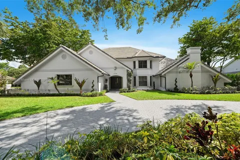1706 Vestal Dr, Coral Springs FL 33071