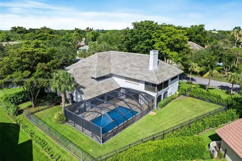 1706 Vestal Dr, Coral Springs FL 33071