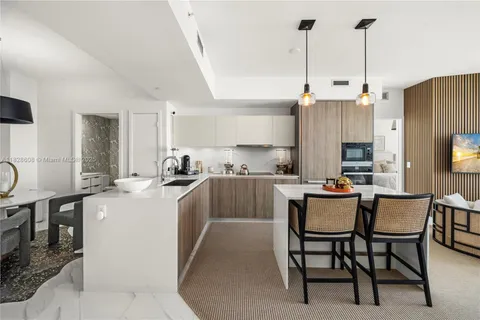 2900 NE 7th Avenue # 2303, Miami FL 33137
