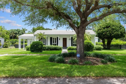 45 NE 104th St, Miami Shores FL 33138