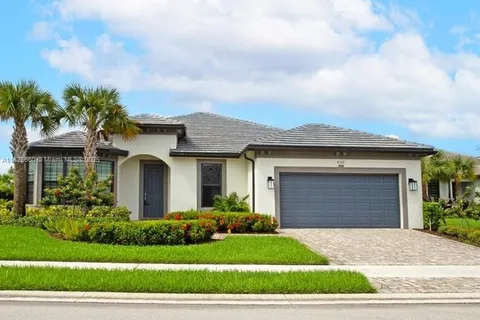 4527 Blessed Place Dr, Oakland Park FL 33309
