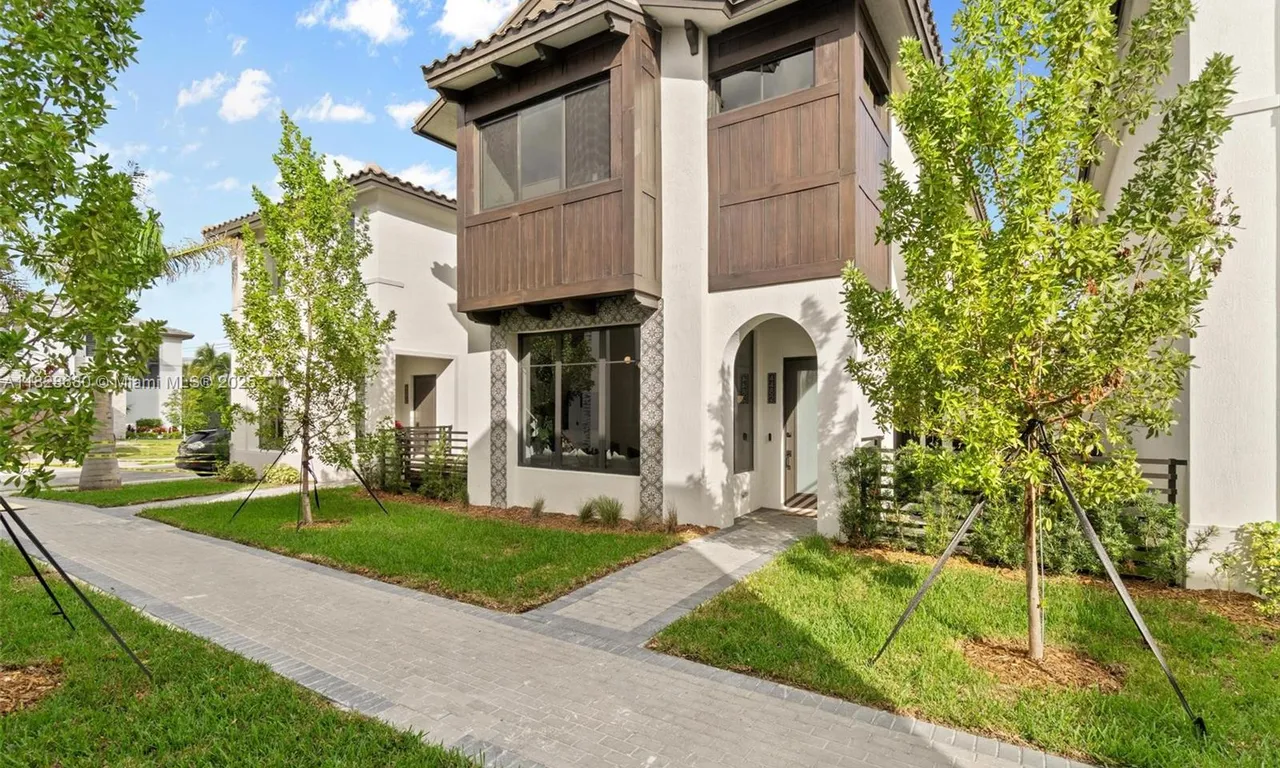 4482 NW 80th Ave # 4482, Doral FL 33166