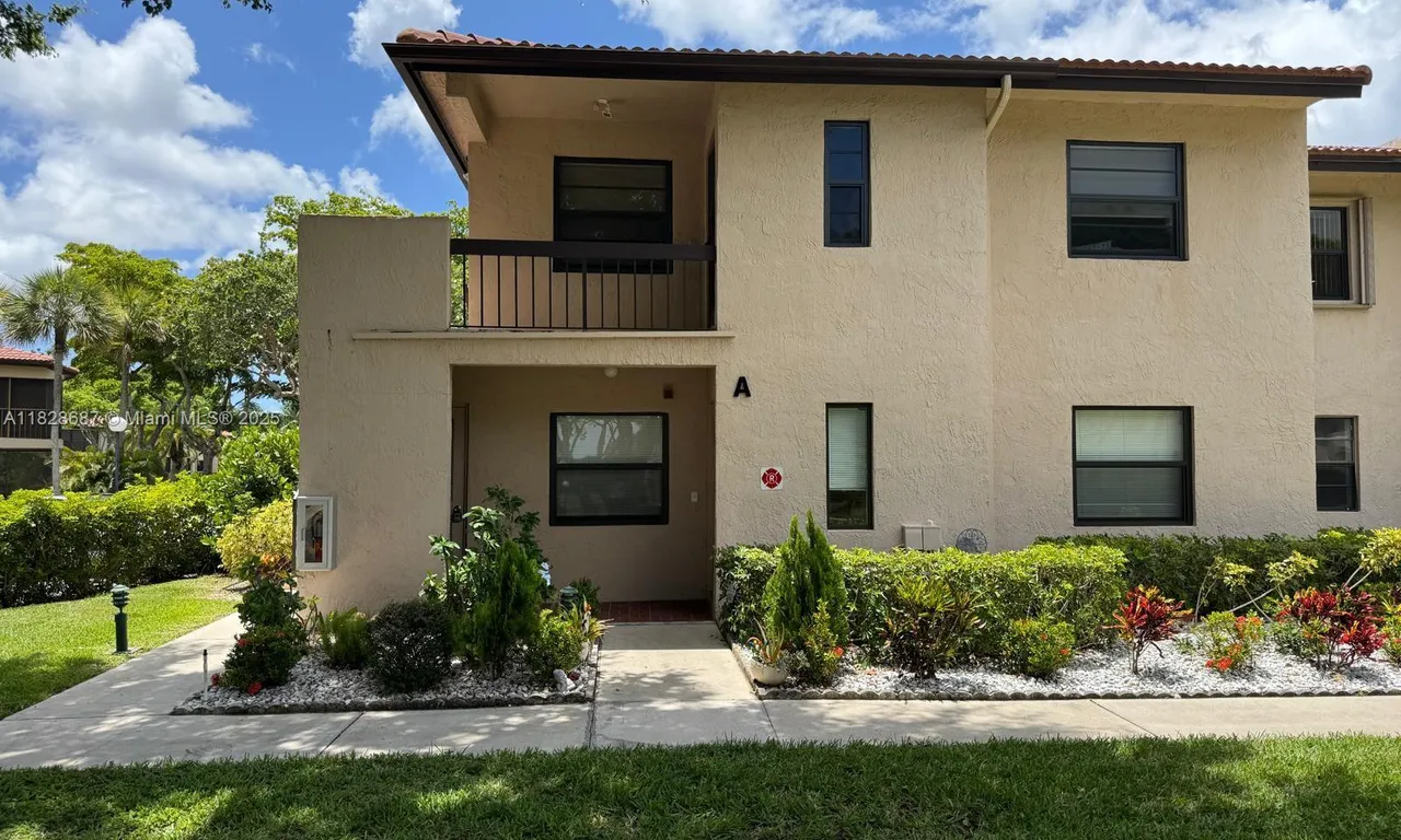 9293 Vista Del Lago # A, Boca Raton FL 33428