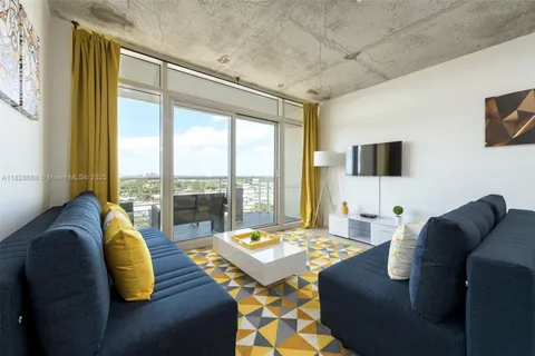 3250 NE 1st Ave # 911, Miami FL 33137