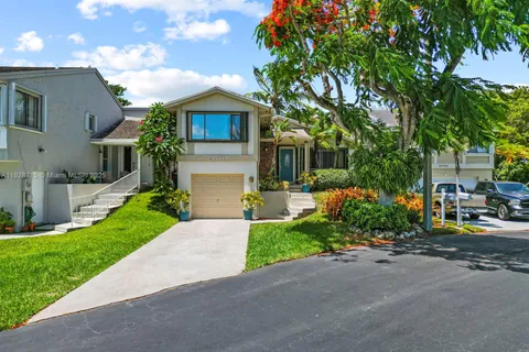 21760 SW 99th Pl, Cutler Bay FL 33190