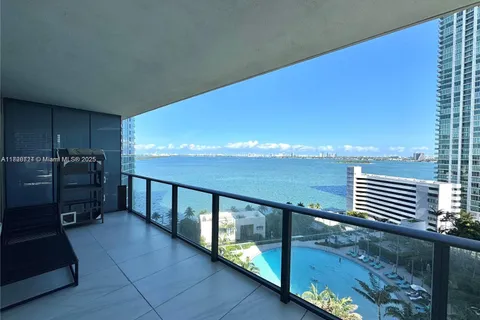 650 NE 32nd St # 1401, Miami FL 33137