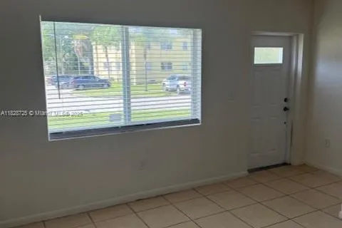 401 NW 84th St # 401, Miami FL 33150