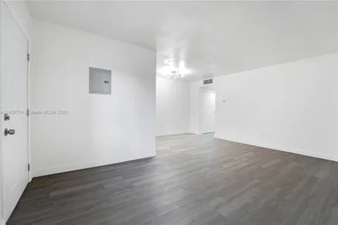 610 NE 123rd St # 103, North Miami FL 33161