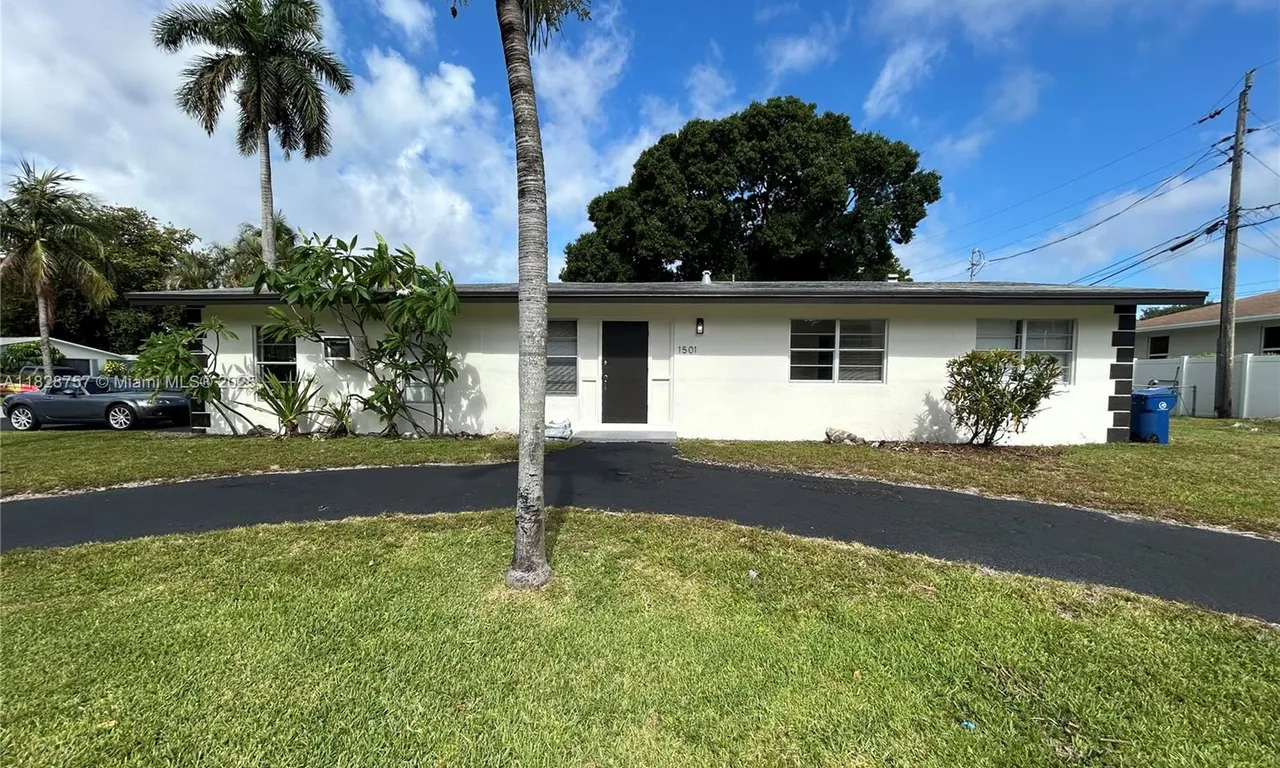 1501 SW 21st St, Fort Lauderdale FL 33315