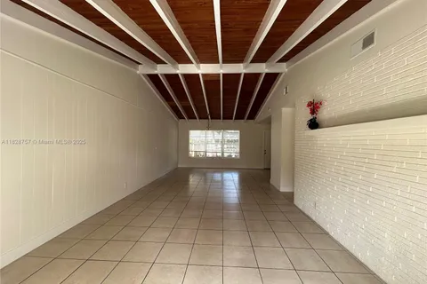 1501 SW 21st St, Fort Lauderdale FL 33315