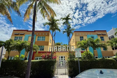 1308 Drexel Ave # 109, Miami Beach FL 33139