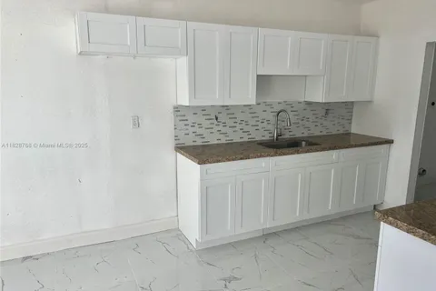 2625 NW 55th St # 1, Miami FL 33142