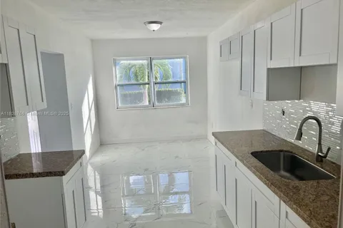 2625 NW 55th St # 1, Miami FL 33142