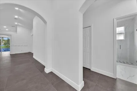5046 SW 137th Ter, Miramar FL 33027