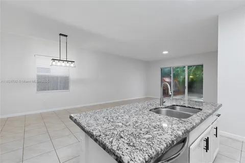 4152 NE 20th St, Homestead FL 33033