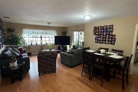 3655 NW 94th Ave # 8H, Sunrise FL 33351