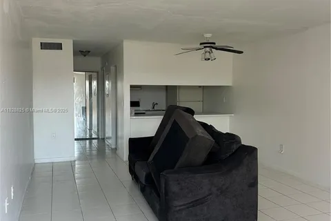 251 NW 177th St # 206, Miami Gardens FL 33169