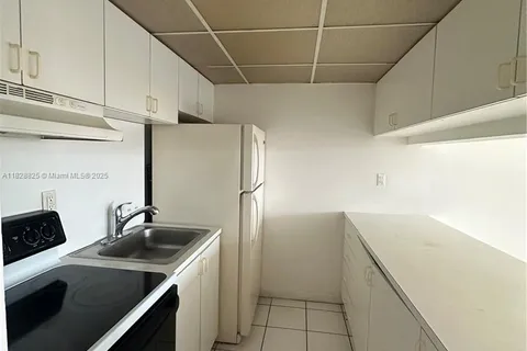 251 NW 177th St # 206, Miami Gardens FL 33169