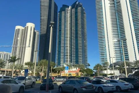 17021 N Bay Rd # 120, Sunny Isles Beach FL 33160
