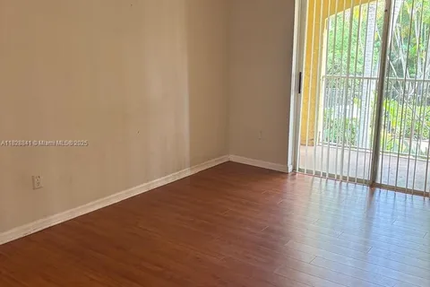 5510 NW 61st St # 112, Coconut Creek FL 33073