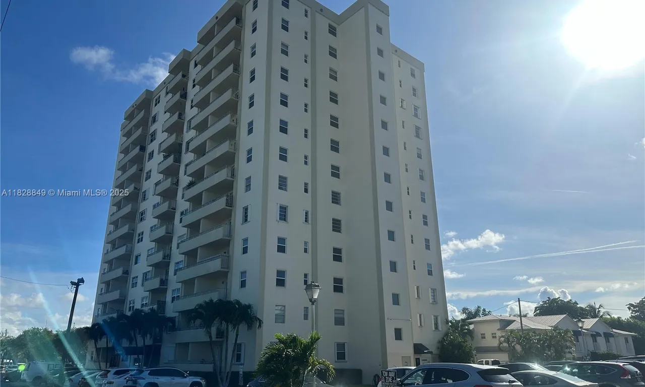 900 NE 18th Ave # 304, Fort Lauderdale FL 33304