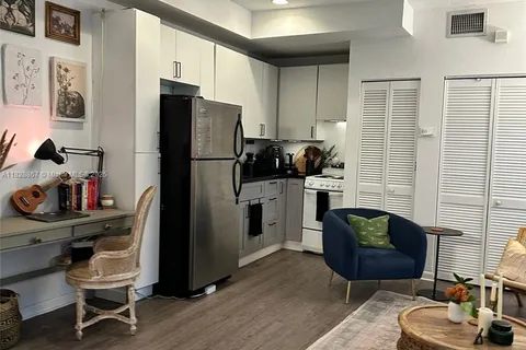 1244 Pennsylvania Ave # 103, Miami Beach FL 33139