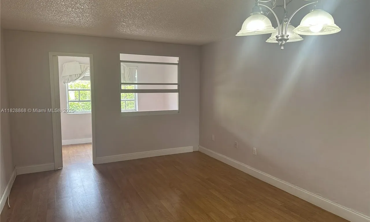251 Galen Dr # 112E, Key Biscayne FL 33149