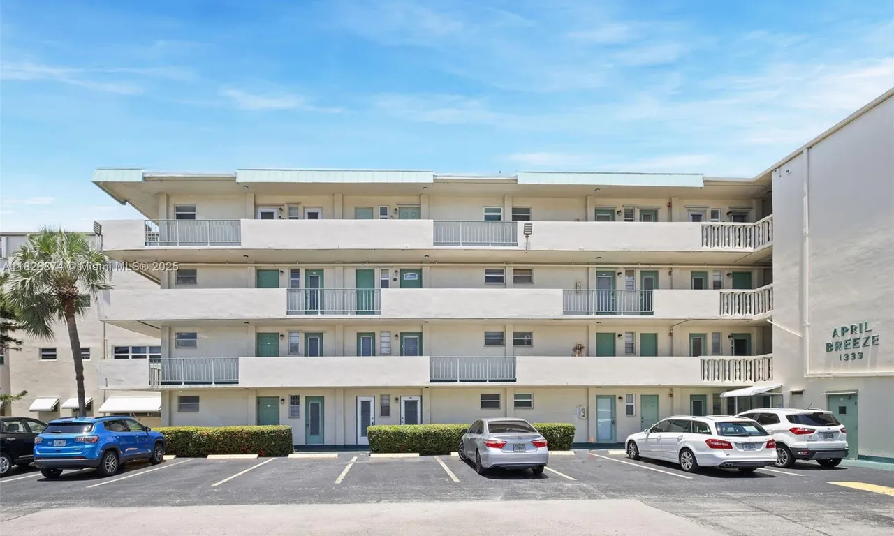 1333 E Hallandale Beach Blvd # 105, Hallandale Beach FL 33009