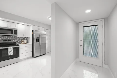12500 SW 6th St # 206N, Pembroke Pines FL 33027
