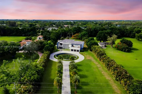 13441 Mustang Trl, Southwest Ranches FL 33330