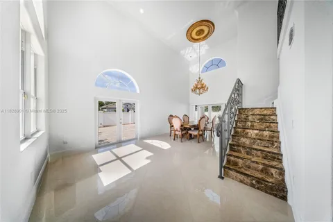 6102 SW 159th Ct, Miami FL 33193