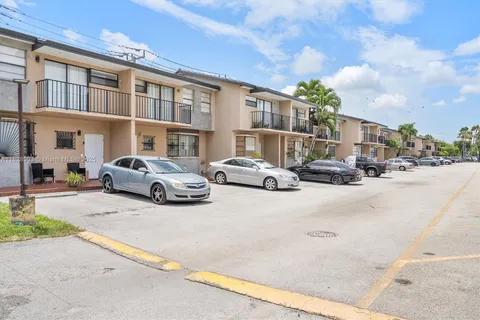 8001 NW 7th St # 12, Miami FL 33126
