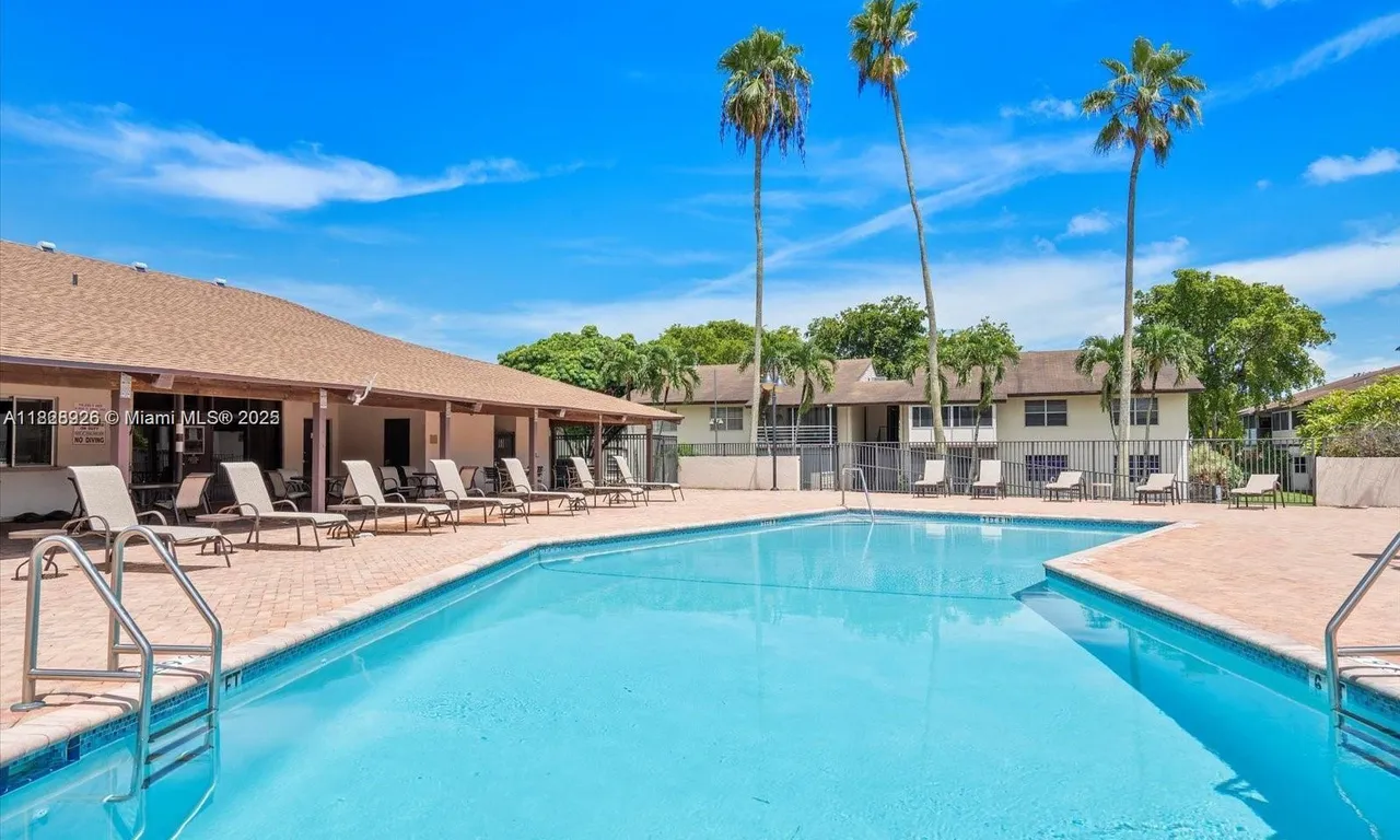 470 N Laurel Dr # 3A, Margate FL 33063