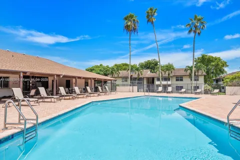 470 N Laurel Dr # 3A, Margate FL 33063