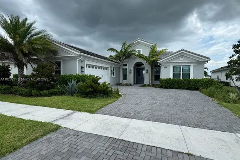 4691 Estates Circle, Westlake FL 33470