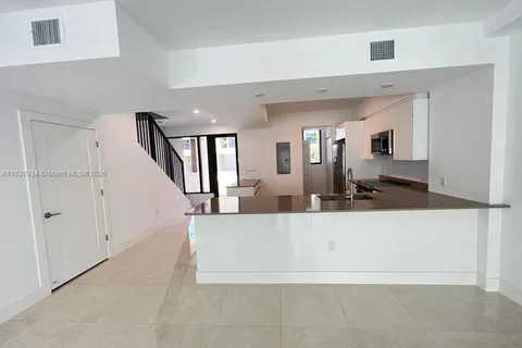 4130 N Oak Pl # 4130, Dania Beach FL 33314