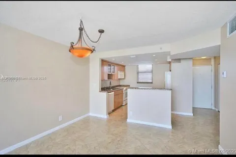 3703 NE 166th St # 709, North Miami Beach FL 33160