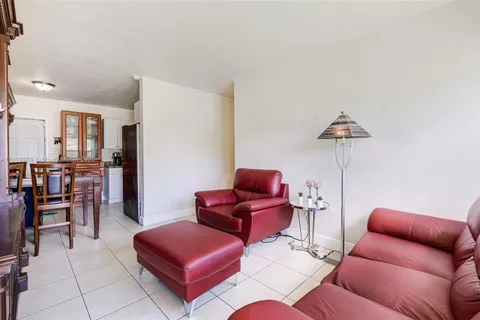14971 Polk St, Miami FL 33176
