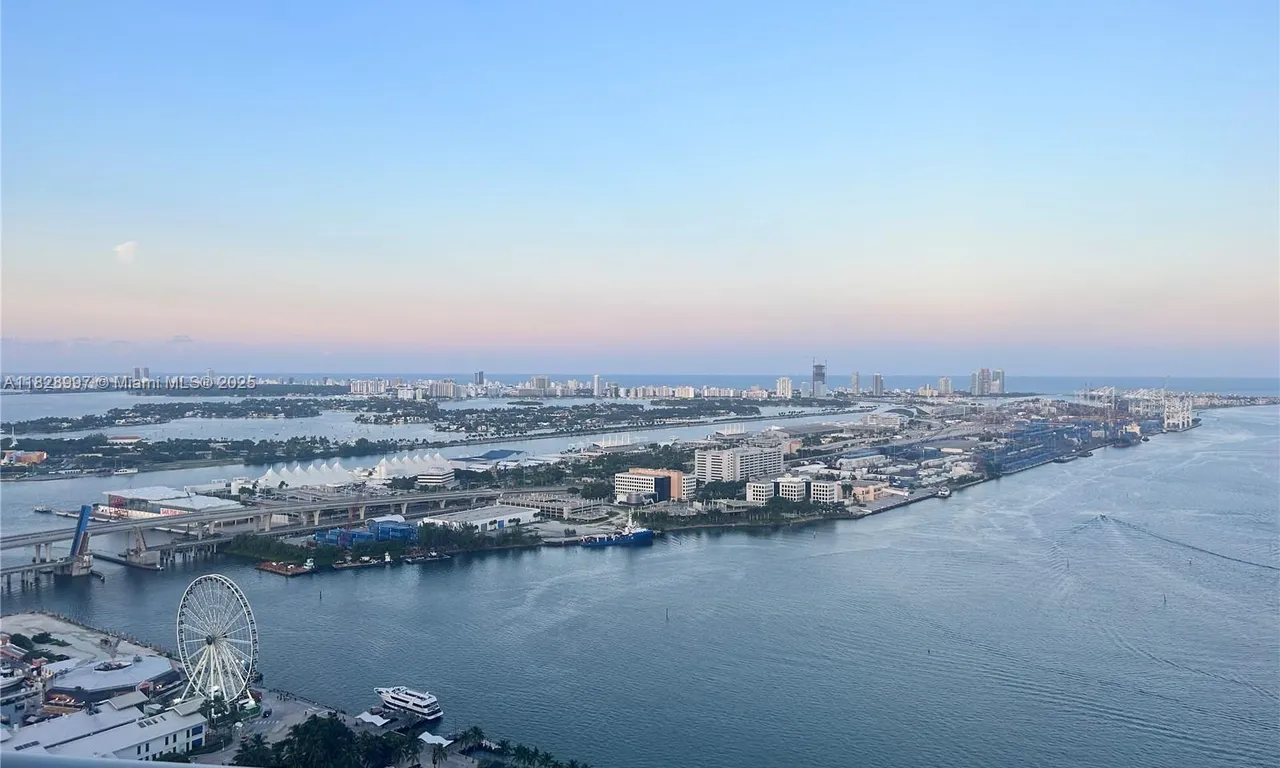 50 Biscayne Blvd # 4706, Miami FL 33132