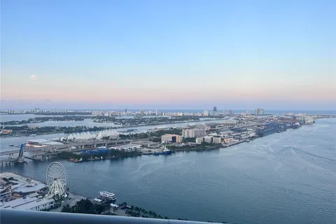 50 Biscayne Blvd # 4706, Miami FL 33132